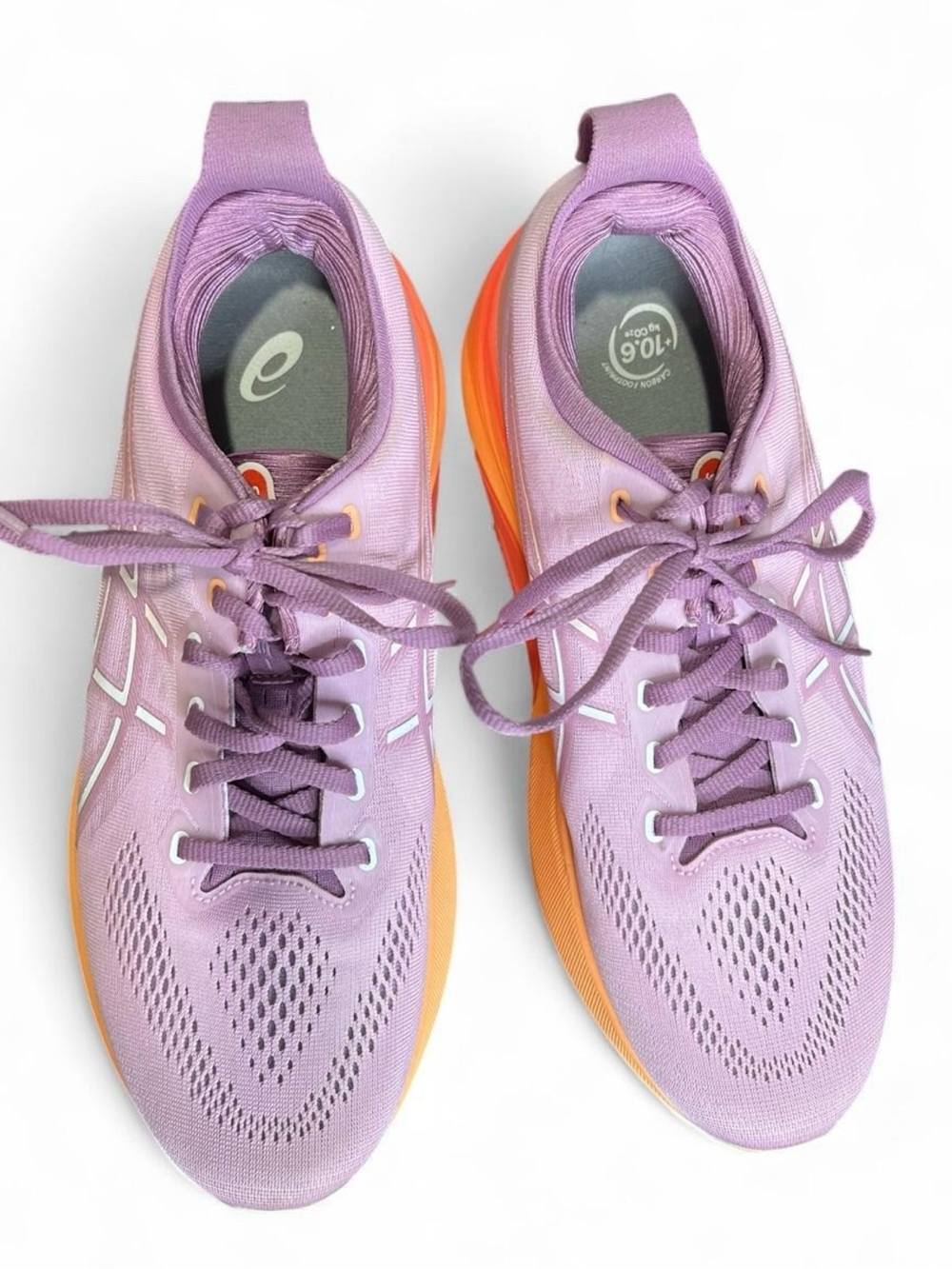 ASICS Women's Gel-Kayano 31 Running shoes in a Light Ube/White color way - Picture 2 of 8